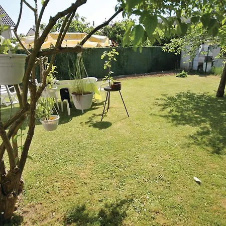 2 Bedroom Cozy In Mons Athis-Mons