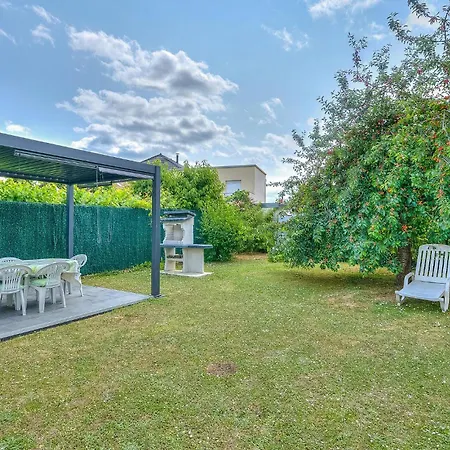Holiday home 2 Bedroom Cozy In Mons *